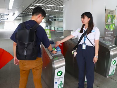 中捷公司招募站務員,歡迎具服務熱忱者報名。