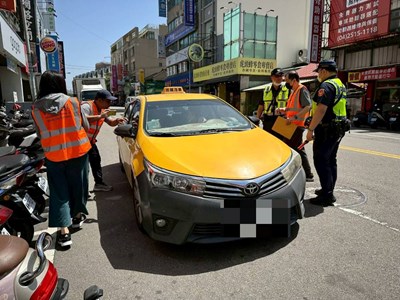 因應暑假旺季計程車搭乘需求高,市府啟動聯合稽查維護乘客權益