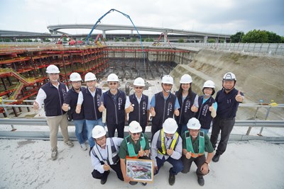 01-建設局長陳大田與運動局長游志祥團隊合影