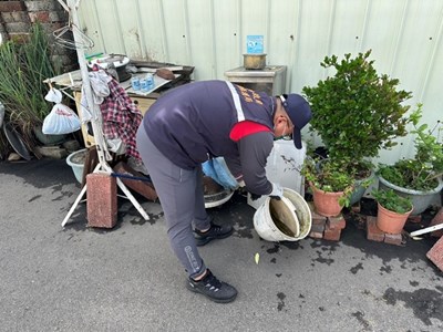 清除積水容器1