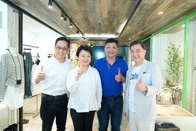 市長盧秀燕特別邀請時任駐台北韓國代表部李殷鎬代表參與台中鍋烤節影片拍攝