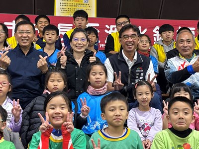 (主照)市長盃短道競速滑冰錦標賽開幕大合照