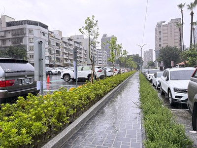 中市辦理停車場等公共空間綠美化，打造兼具美感、功能及環境永續的場域