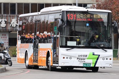 台中市電動公車穩定成長中，成績也獲中央肯定_0