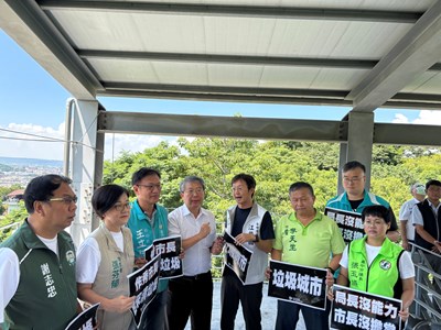 議員視察與局長答詢1