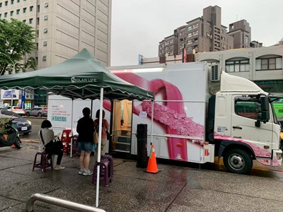 照片1：社區可近性的乳房攝影篩檢服務_0