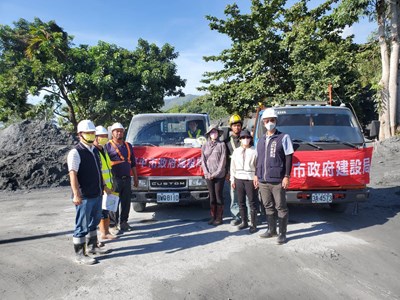 林副總隨後向所有救災成員轉達盧秀燕市長及建設局長陳大田的關心與慰問，感謝同仁堅_0