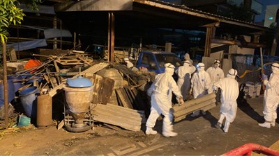 陸軍第十軍團砲兵第五八指揮部搭配市府同仁，昨晚開始投入前置清理作業 (1)