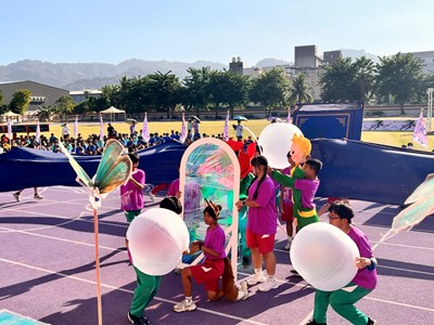 光正國中30週年校慶創意進場