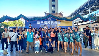 運動跨界 ! AI科技完美演繹精準運動科學   表演藝術嘉年華「漾」翻臺中