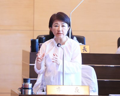 不捨中市食安處基層遭誣賴 盧市長抱屈：應多鼓勵打氣