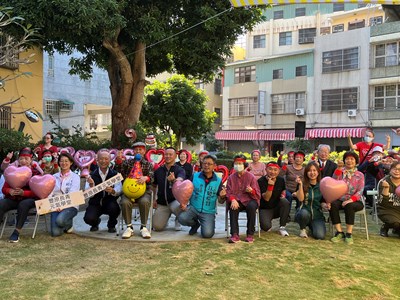 讓愛傳遞愛你久久 長青元氣學堂歡慶九週年