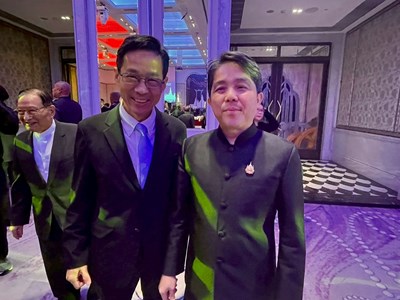 張局長、泰國貿易經濟辦事處文那隆代表