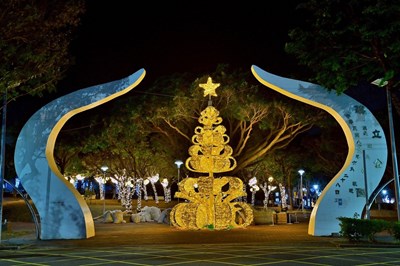 沙鹿嘉年華以7.5米高主燈「光漾水舞樹」作為迎賓亮點