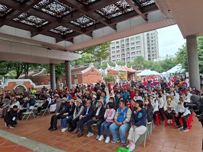 全體貴賓與社造夥伴共襄盛舉。