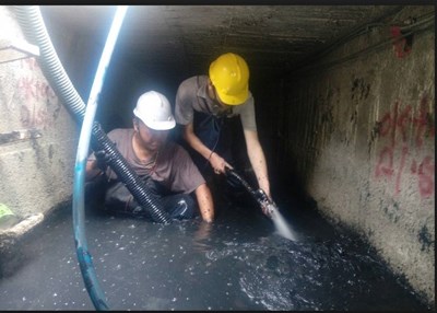 人事考核，應以勞工的工作能力、工作表現、工作態度、實際績效做綜合考量 (2)