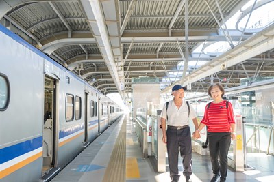 一卡在手好生活 臺中敬老愛心卡每月1000點六都最好用_0(1)