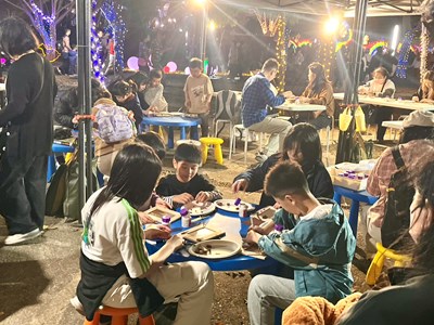 2中台灣燈會農業局燈區主題日「種子動物創意工作坊」展現創意時刻