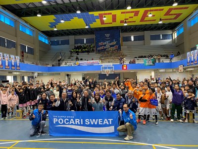 教育局劉姵君專門委員與來賓及選手合影_0_0