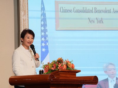 盧市長演說感佩僑胞打拚精神