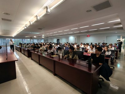 邀請塔吊及載人吊車從業人員參加新制法令說明會