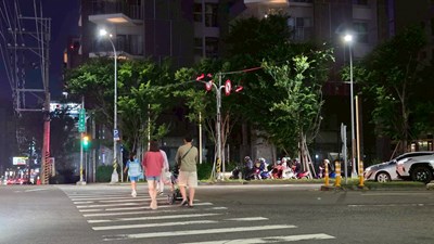 01-告別鈉光燈！台中11.3萬盞路燈全面升級LED 節能、減碳、照明品質一次到位