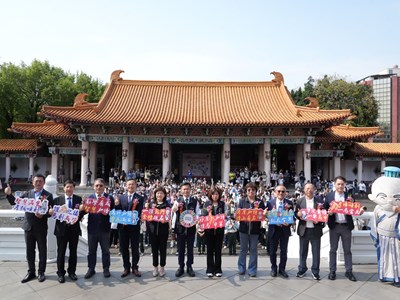 考前衝刺最強祝福！600名考生齊聚台中孔廟祈福