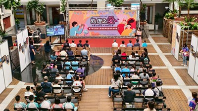 圖1-點燈之愛親師生攝影比賽於本府陽明市政大樓中庭舉行_0_0