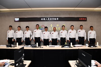 01獲頒銅質勳章人員合照1_0