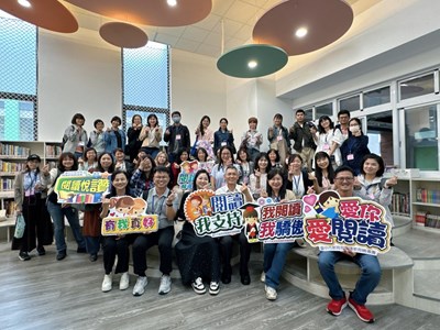 閱讀教育輔導團國小組外埠參訪大合照