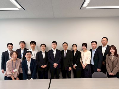 中市經發局與茨城縣技術振興局合影
