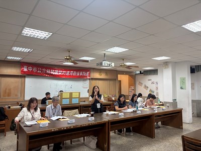 01 115學年度契約進用教保員甄選監場人員說明會-劉姵君專門委員致詞