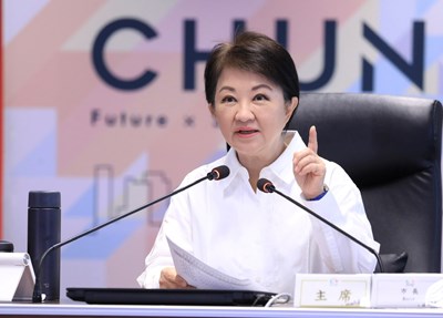 台中市長盧秀燕於報告後表示每條生命都是家庭的希望