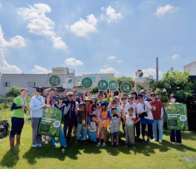 中市水利局帶領親子認識筏子溪，結合水環境教育與食農教育，推廣永續環境理念