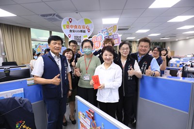食安沒有僥倖！ 中市府堅持「寧嚴勿鬆」守護供膳安全 盧市長親慰勉第一線同仁