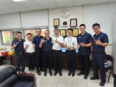 消防局與國際救護專家合影，深化臺中市緊急救護交流