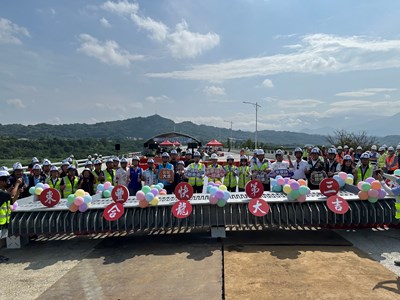 01-東豐快「東勢至石岡段」今成功合龍！年底通車倒數 山城交通再跨關鍵一步