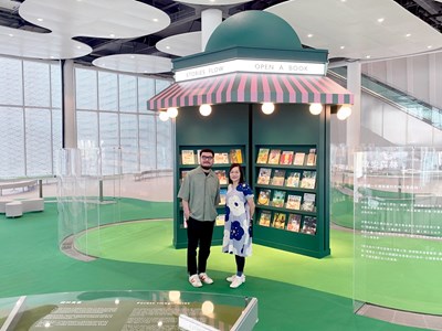 中市圖推散步森林—臺中市圖十週年書展，由繪本作家莊世瑩及藝術家鄒駿昇策展