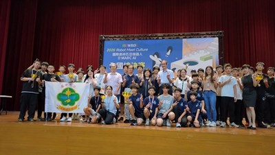 01大合照