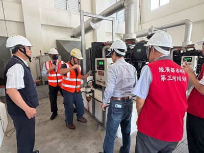 抽查抽水機組維護情形