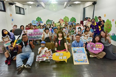 「雲端魔法」護地球！中市地稅局親子故事劇場嗨翻深波圖書館
