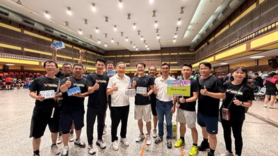 黃副市長勉勵市府聯隊奪得佳績