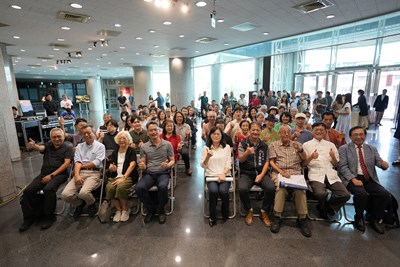 「真景靜域——林必强膠彩畫邀請展」開幕式合影