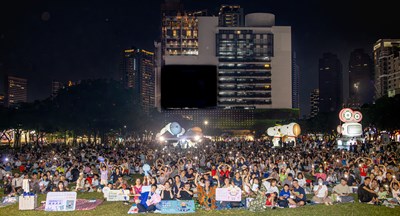 戶外電影院受到民眾熱烈迴響，共度美好夜晚