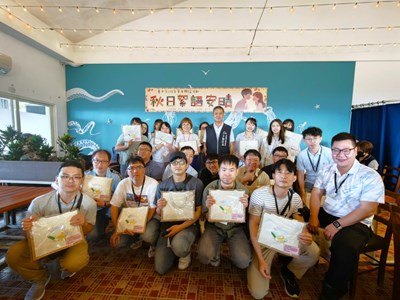 大安海岸浪漫助攻！中市單身聯誼17對互表心意，媒合率達91.89％