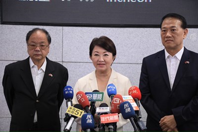 28小時旋風訪沖繩返國！盧市長「圓滿完成3大任務」：為未來奠定基礎