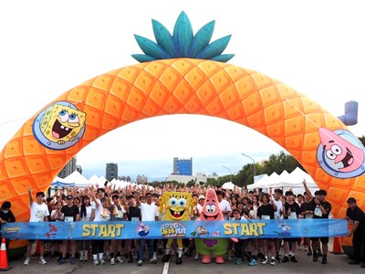 海綿寶寶睽違兩年登陸臺中，吸引逾4,000名跑友參與。