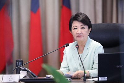 法制為民！中市法制局8年創新便民服務　盧市長肯定首創消費警訊及被害人關懷機制