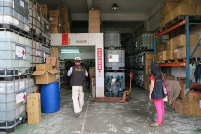 豐原製酒業者產製非法酒品 中市府聯合地檢署查獲送辦