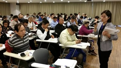 勞工局舉辦勞資會議種子人員培訓課程,吸引150位民眾踴躍報名參與。